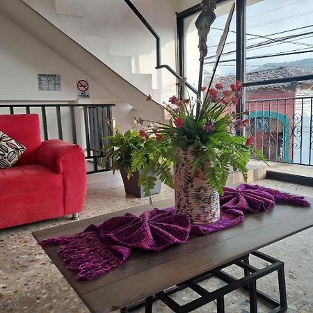 Hotel Terraza Casa Blanca ซานกริสโตบัล เด ลาสกาซาส ภายนอก รูปภาพ