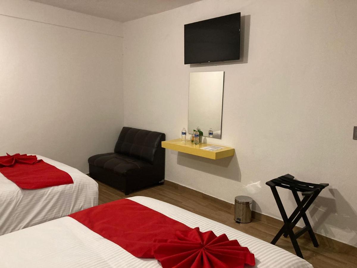 Hotel Terraza Casa Blanca ซานกริสโตบัล เด ลาสกาซาส ภายนอก รูปภาพ